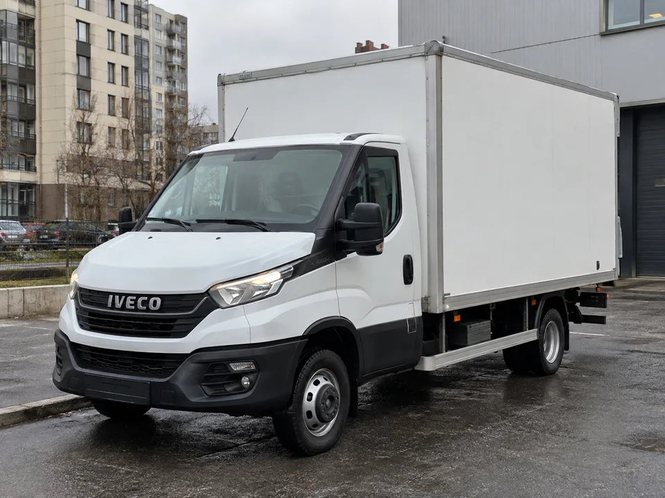 IVECO Daily · Грузовой автомобиль · 2,5 т — перевозчик Грузоперевозки, переезды, тележка (24 часа), Санкт-Петербург